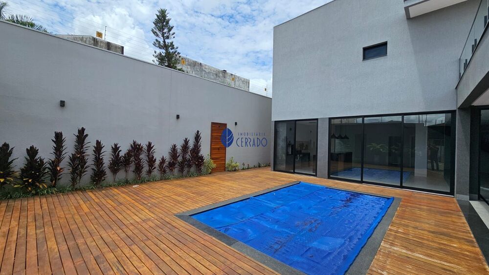 Casa à venda com 4 quartos, 265m² - Foto 18