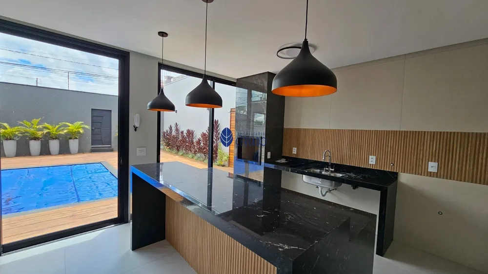 Casa, 4 quartos, 265 m² - Foto 6
