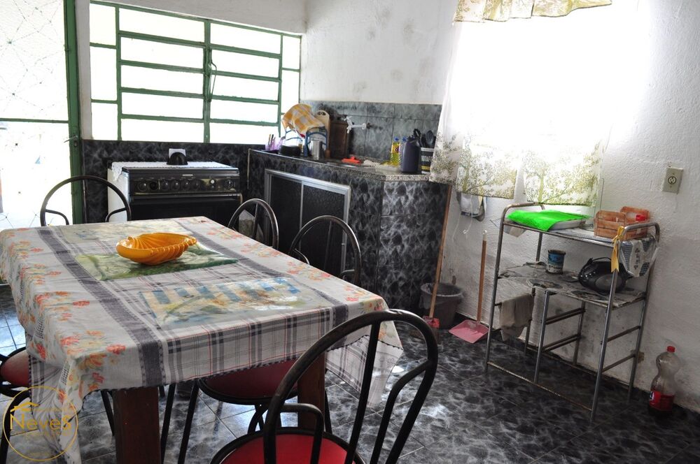 Sítio à venda com 8 quartos, 72333m² - Foto 3