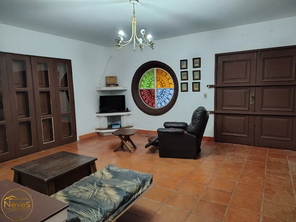 Sítio, 5 quartos, 2871 m² - Foto 9