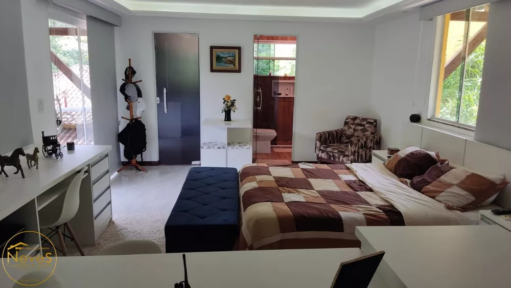 Sítio, 4 quartos, 2046 m² - Foto 23