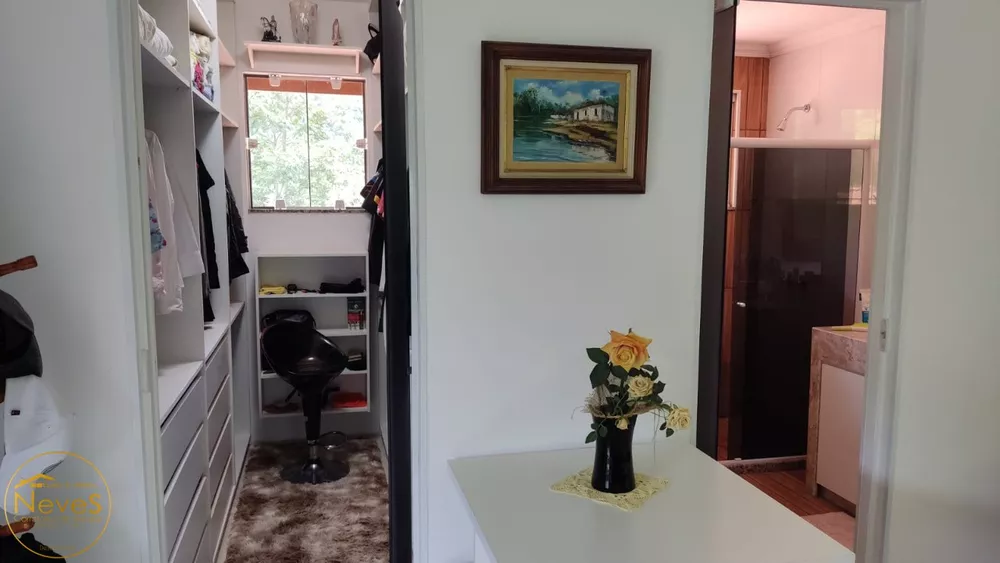 Sítio, 4 quartos, 2046 m² - Foto 17