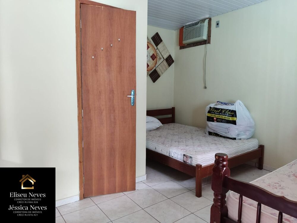 Casa à venda com 5 quartos, 207m² - Foto 7