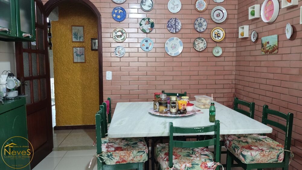 Casa à venda com 5 quartos, 798m² - Foto 1