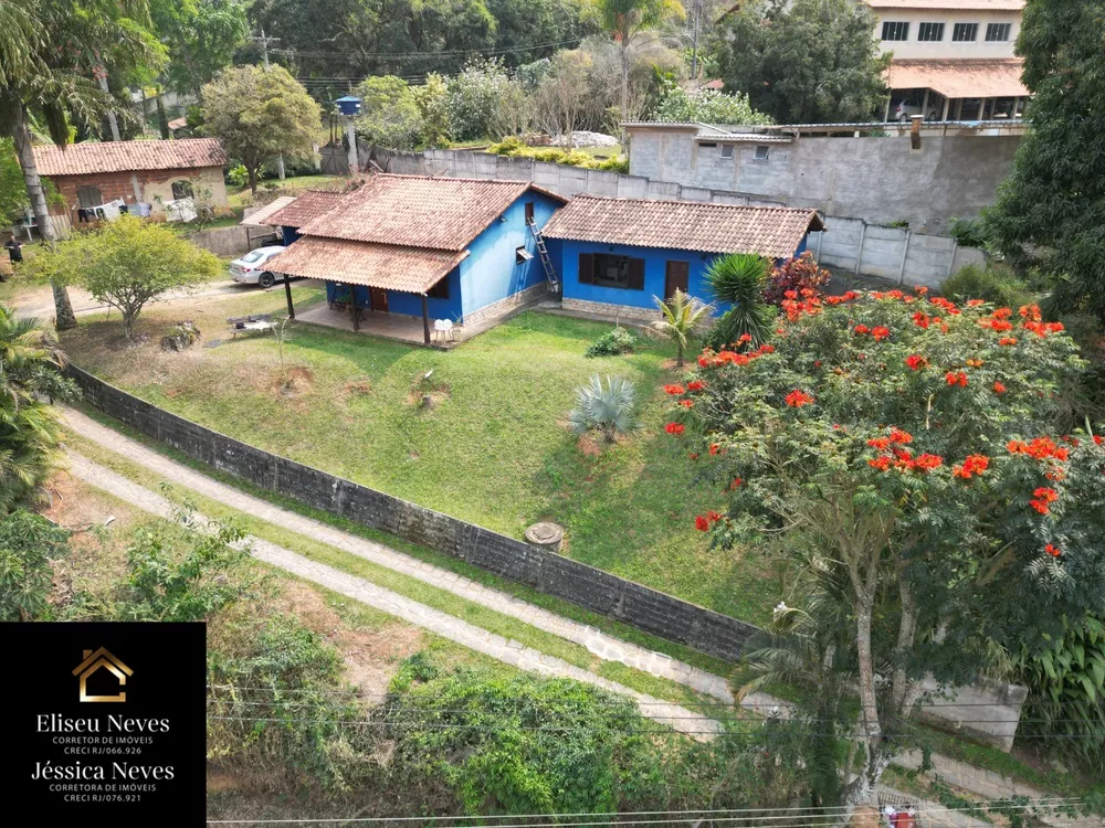 Casa à venda com 3 quartos, 677m² - Foto 4