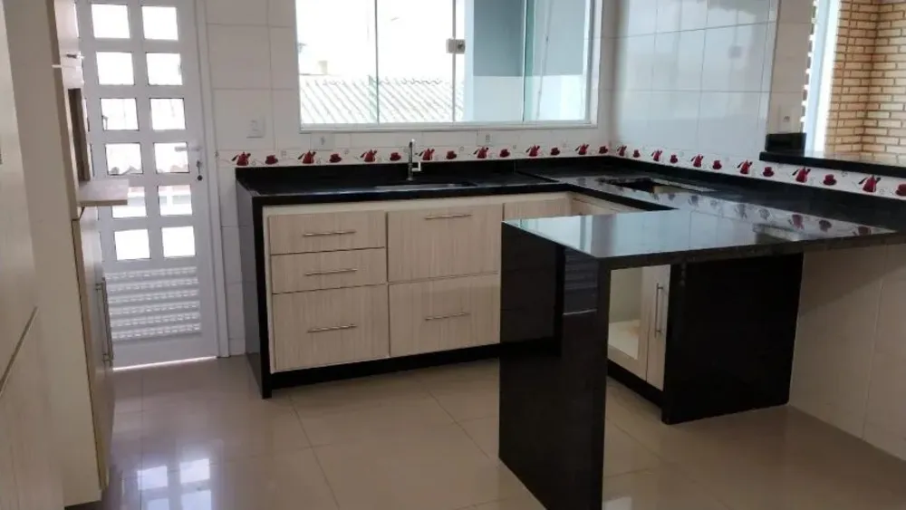 Casa, 4 quartos, 309 m² - Foto 3