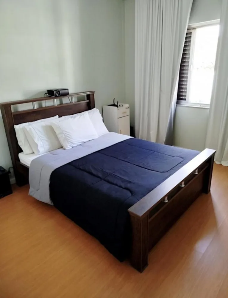 Casa, 6 quartos, 189 m² - Foto 1
