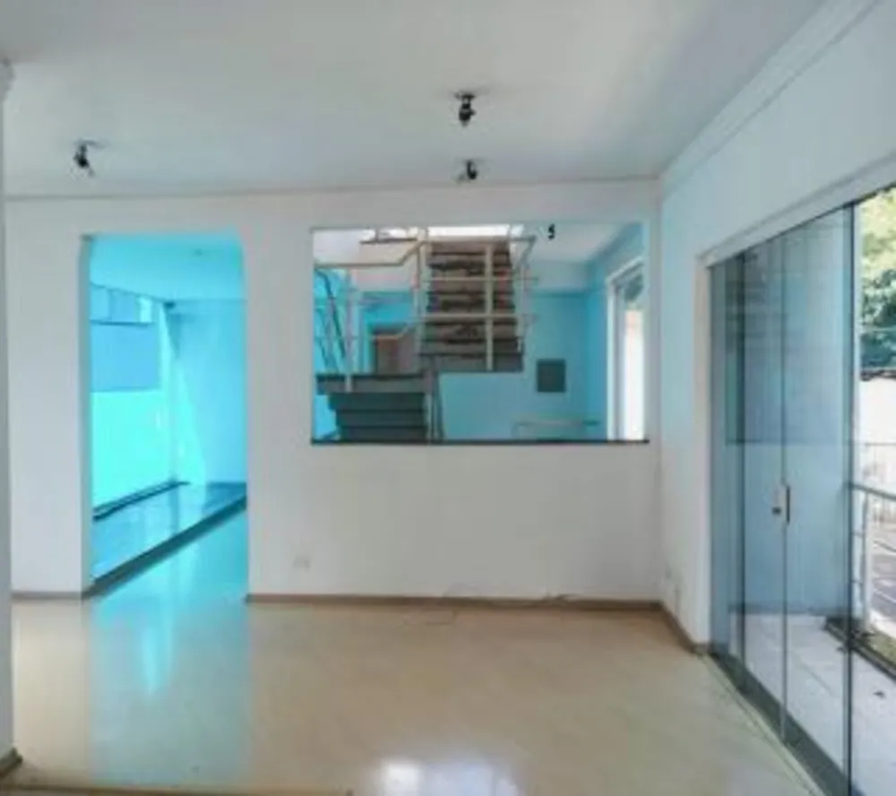 Casa, 4 quartos, 300 m² - Foto 1
