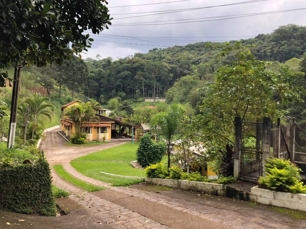 Casa, 6 quartos, 400 m² - Foto 1