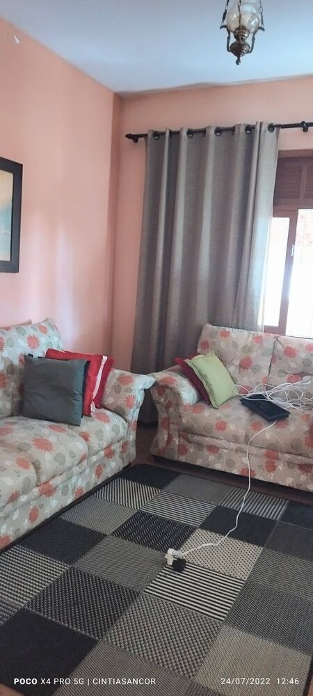 Casa à venda com 2 quartos, 90m² - Foto 3
