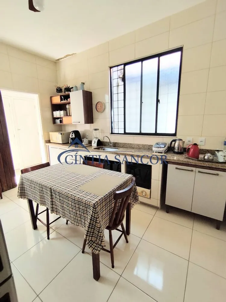 Casa, 3 quartos, 280 m² - Foto 11