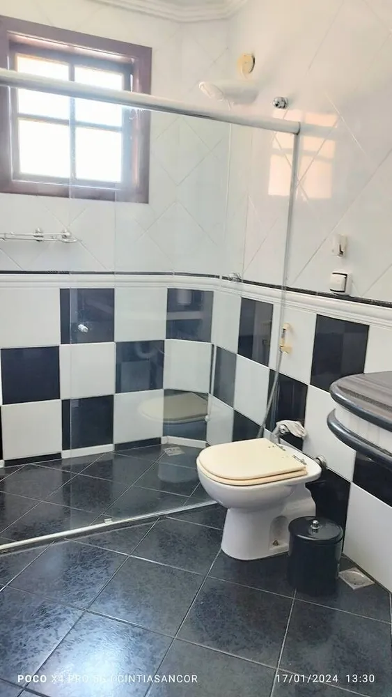 Casa, 4 quartos, 220 m² - Foto 13