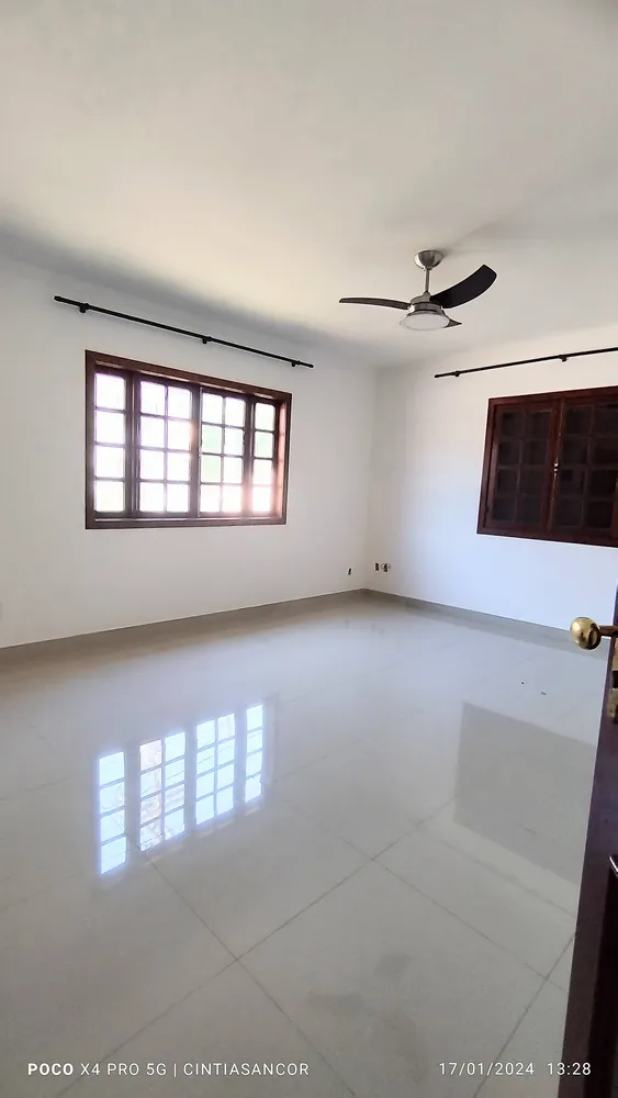 Casa, 4 quartos, 220 m² - Foto 11
