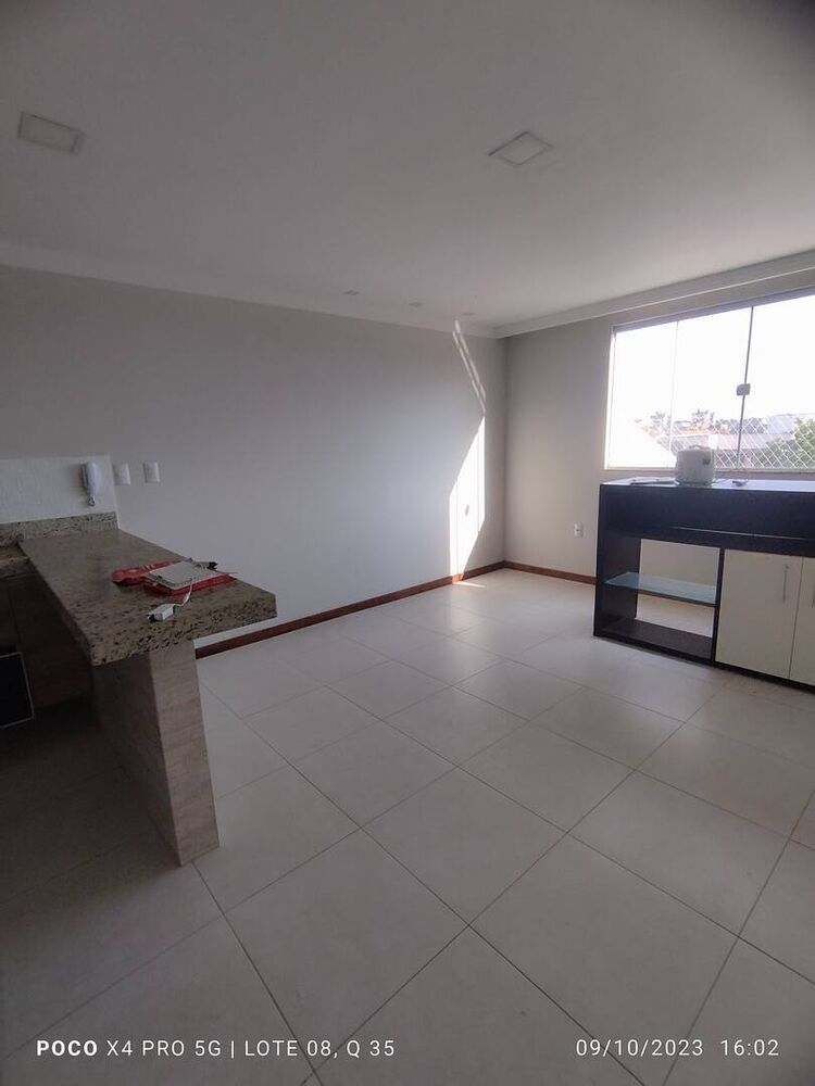 Apartamento à venda com 2 quartos, 70m² - Foto 6