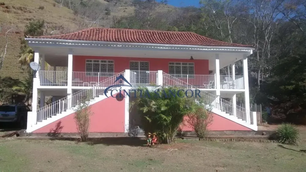 Sítio, 4 quartos, 22 m² - Foto 1
