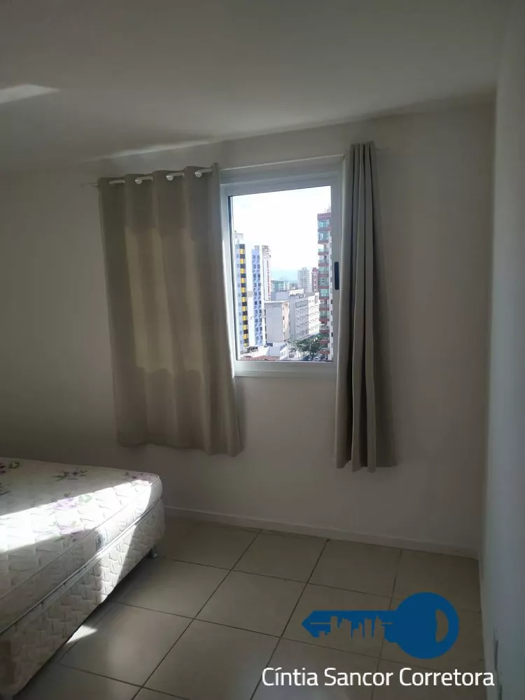 Apartamento à venda com 3 quartos, 97m² - Foto 3