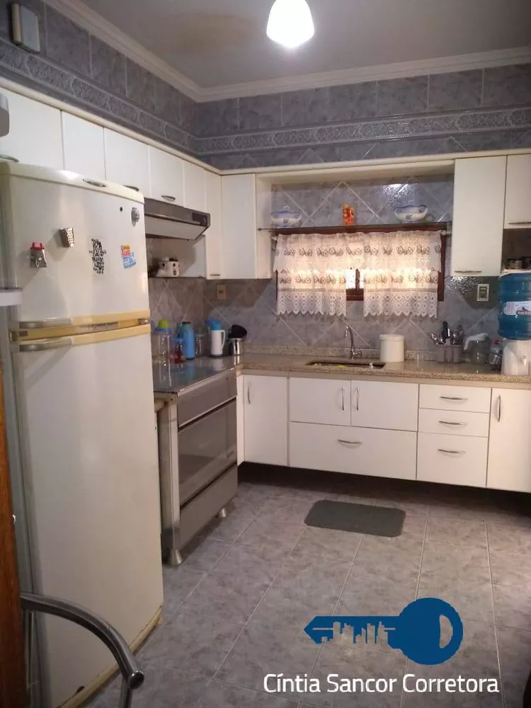 Casa à venda com 3 quartos, 160m² - Foto 4