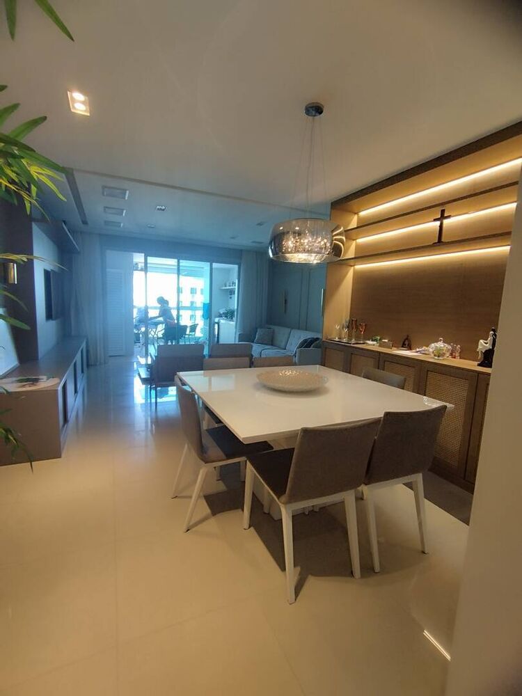 Apartamento à venda com 3 quartos, 140m² - Foto 4