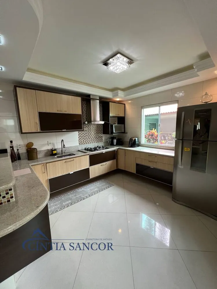 Casa, 3 quartos, 200 m² - Foto 16
