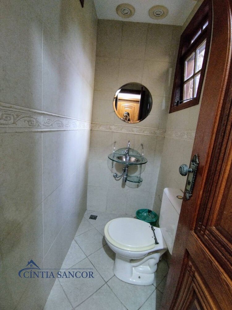 Casa para alugar com 3 quartos, 120m² - Foto 5
