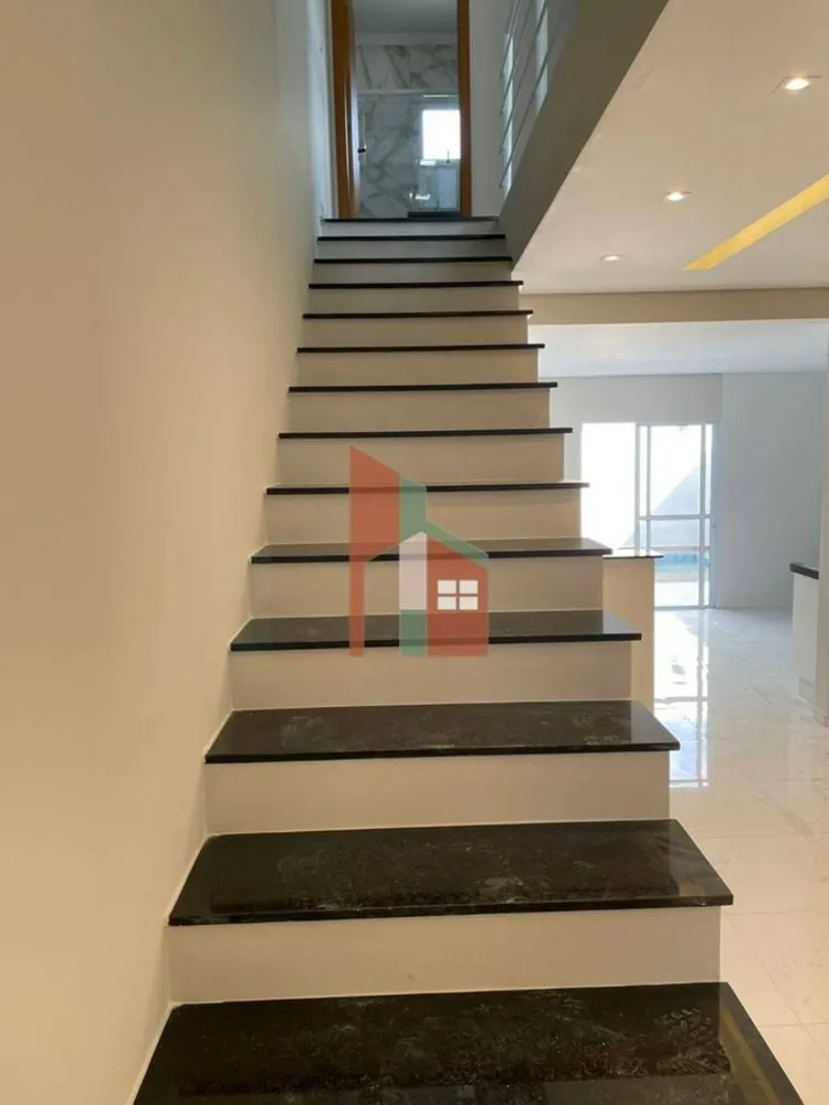 Casa, 3 quartos, 139 m² - Foto 2