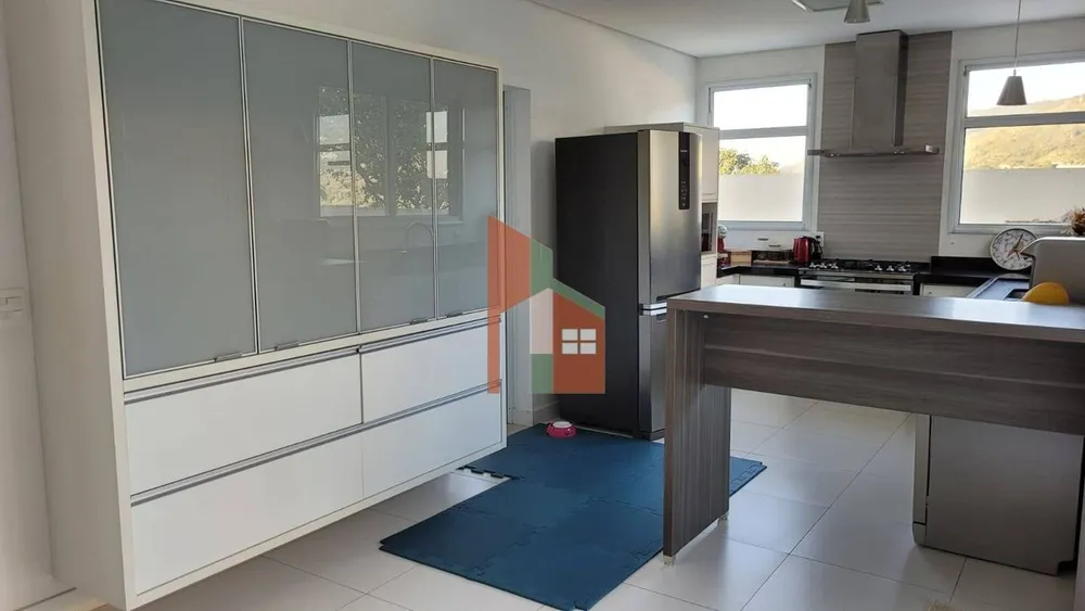 Sobrado, 4 quartos, 292 m² - Foto 1