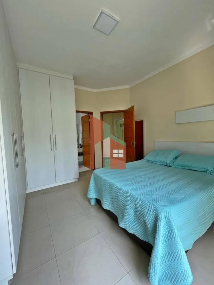 Casa, 3 quartos, 235 m² - Foto 3