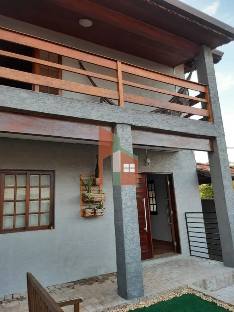 Casa, 4 quartos, 208 m² - Foto 2