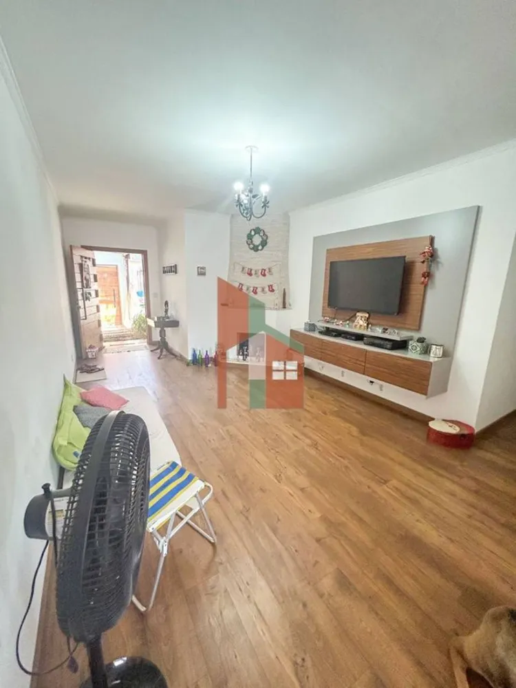 Casa, 3 quartos, 250 m² - Foto 1