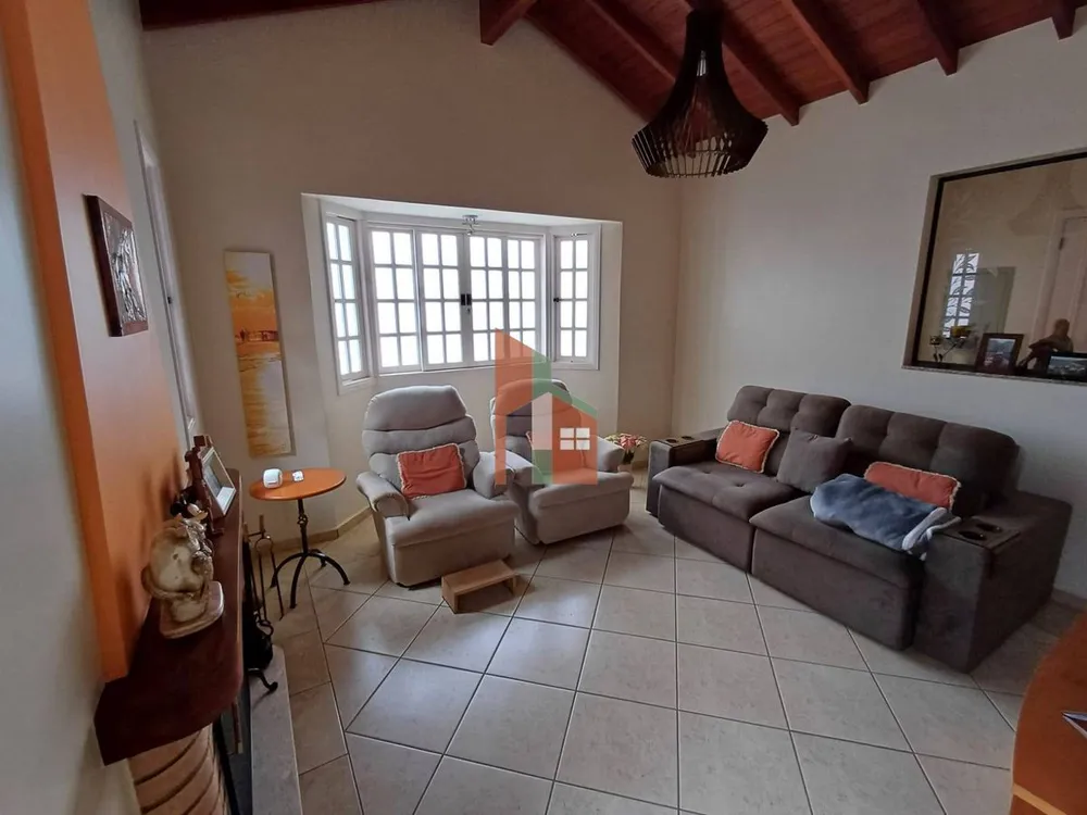 Casa, 3 quartos, 300 m² - Foto 14