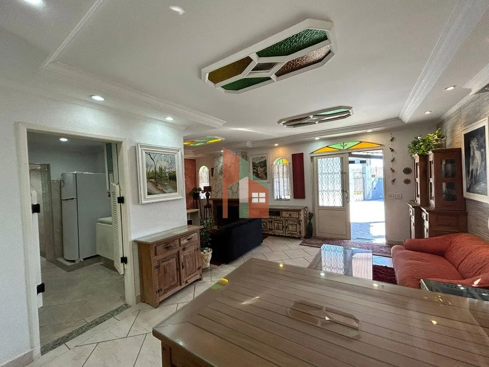 Casa, 3 quartos, 196 m² - Foto 8