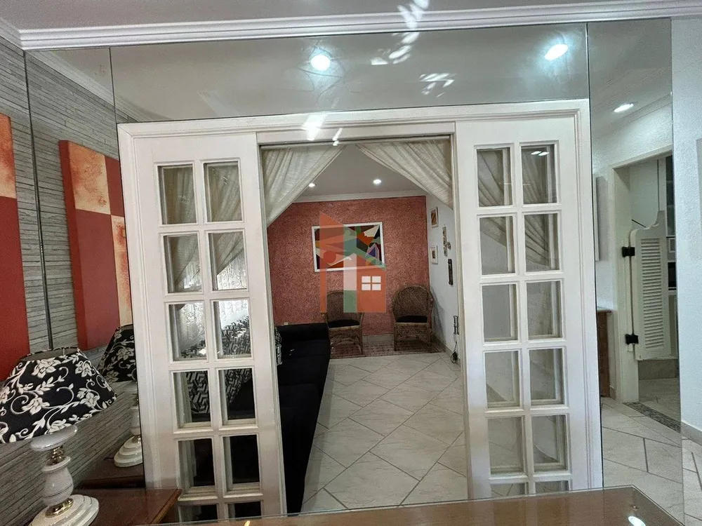 Casa, 3 quartos, 196 m² - Foto 2