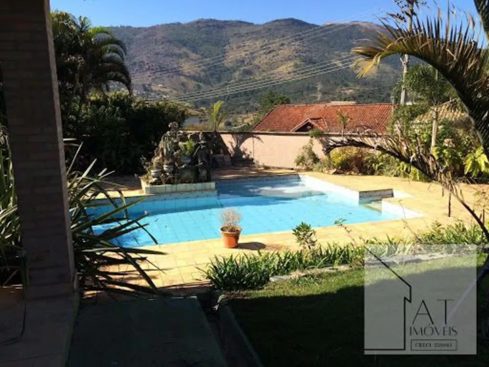 Casa, 4 quartos, 320 m² - Foto 1