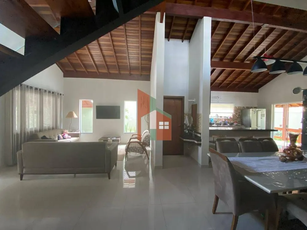 Chácara, 3 quartos, 601 m² - Foto 8