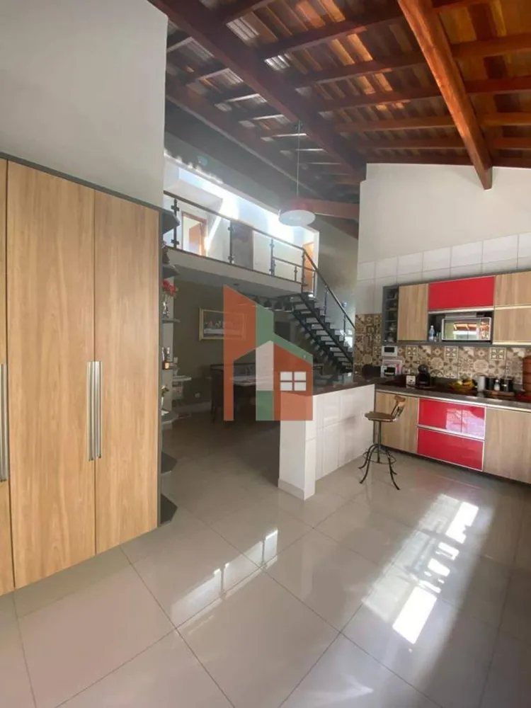 Chácara, 3 quartos, 601 m² - Foto 7