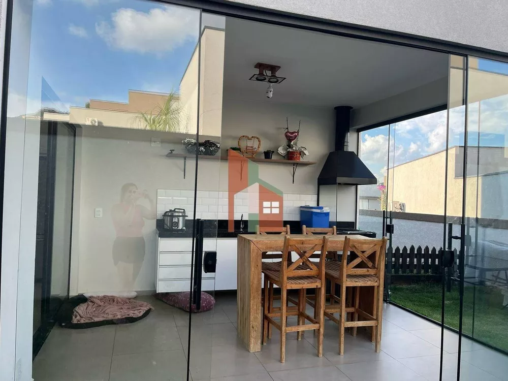 Casa, 3 quartos, 117 m² - Foto 2