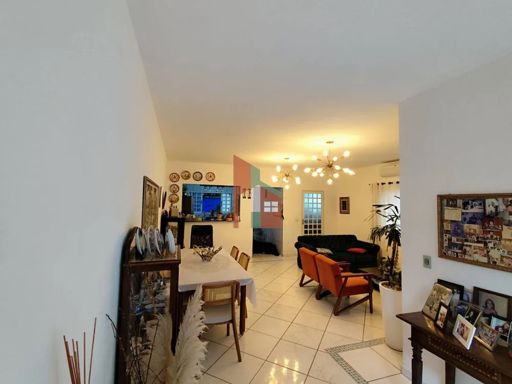Casa, 3 quartos, 200 m² - Foto 3