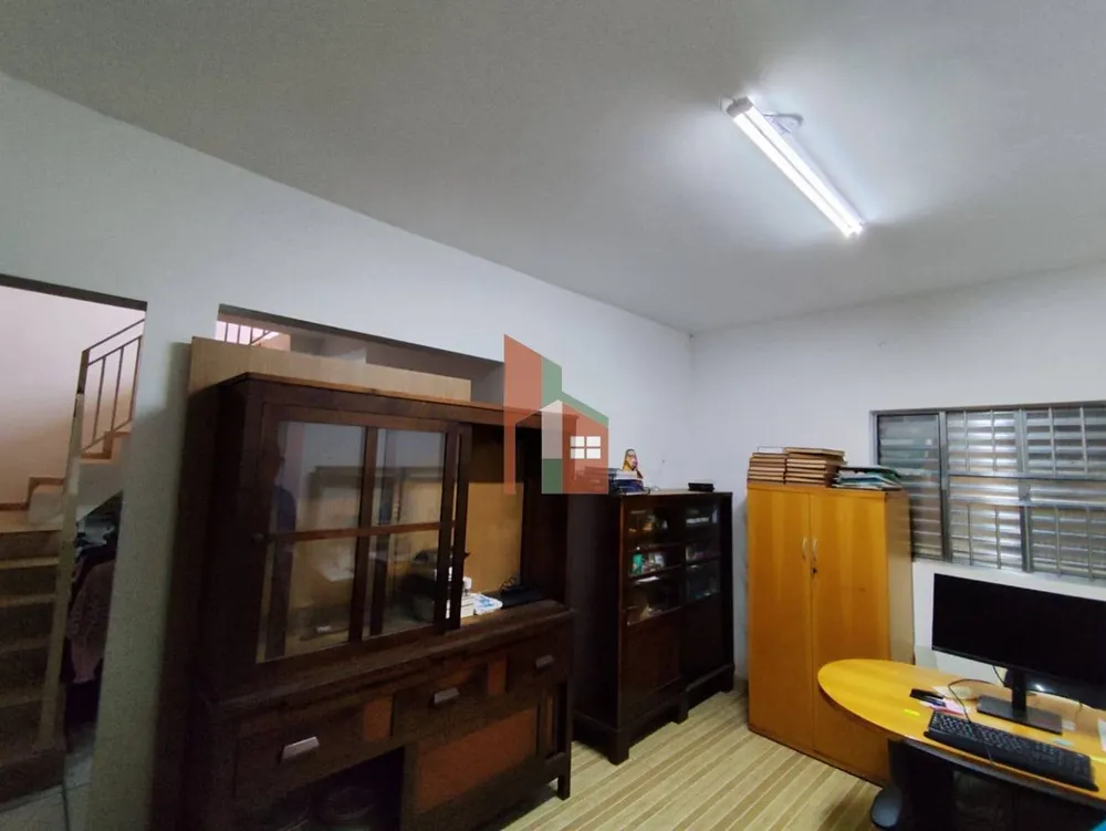 Casa, 3 quartos, 200 m² - Foto 3