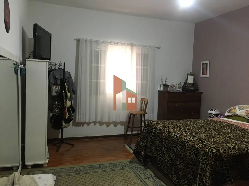 Casa, 5 quartos, 270 m² - Foto 9