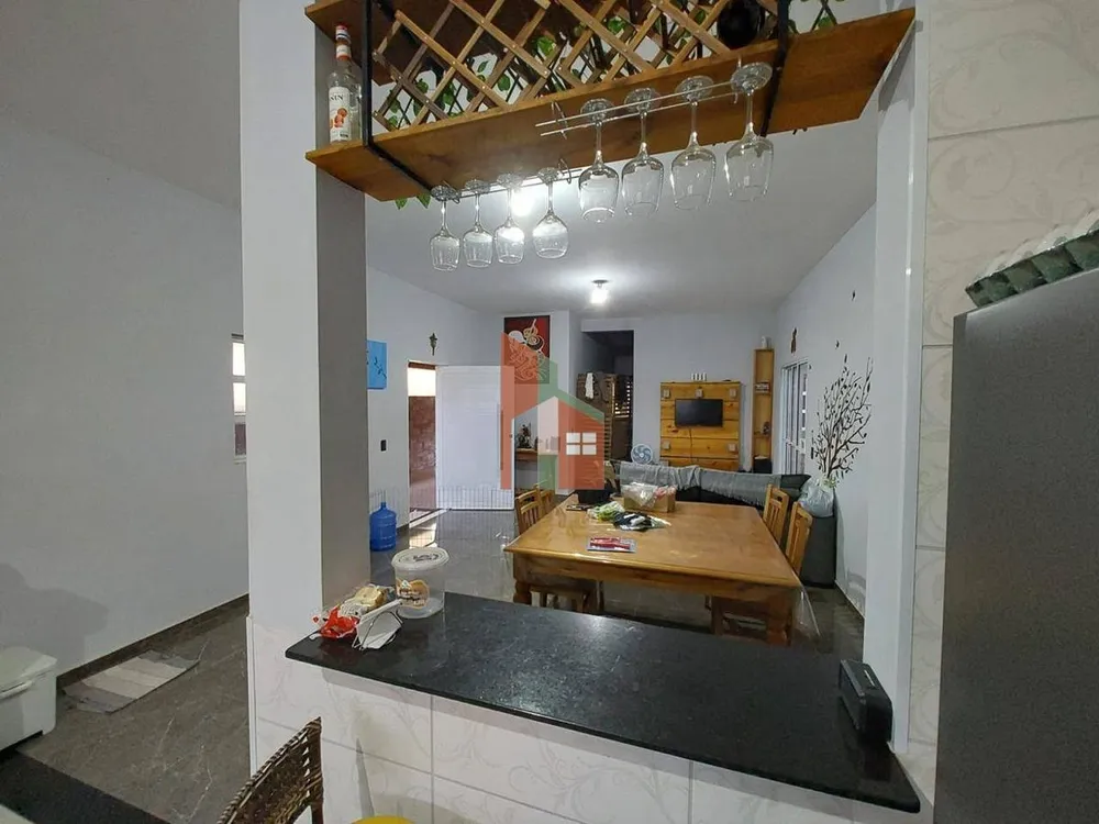 Casa, 3 quartos, 246 m² - Foto 5