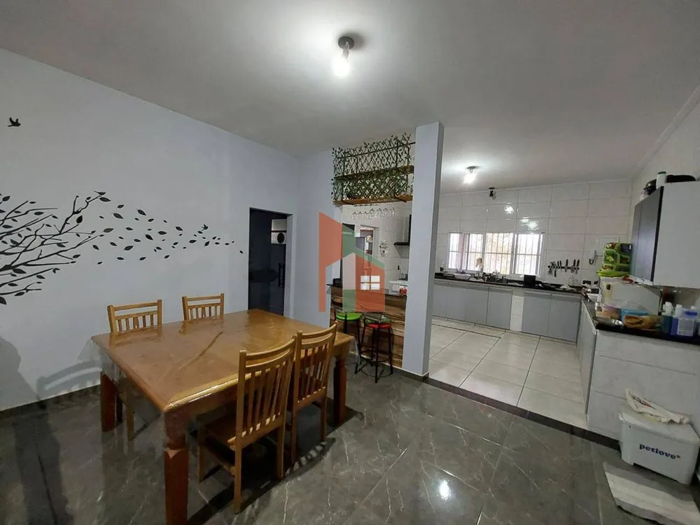 Casa, 3 quartos, 246 m² - Foto 12