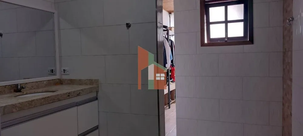 Casa, 3 quartos, 215 m² - Foto 4