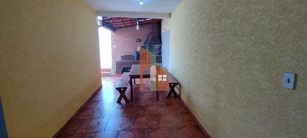 Casa, 3 quartos, 215 m² - Foto 9