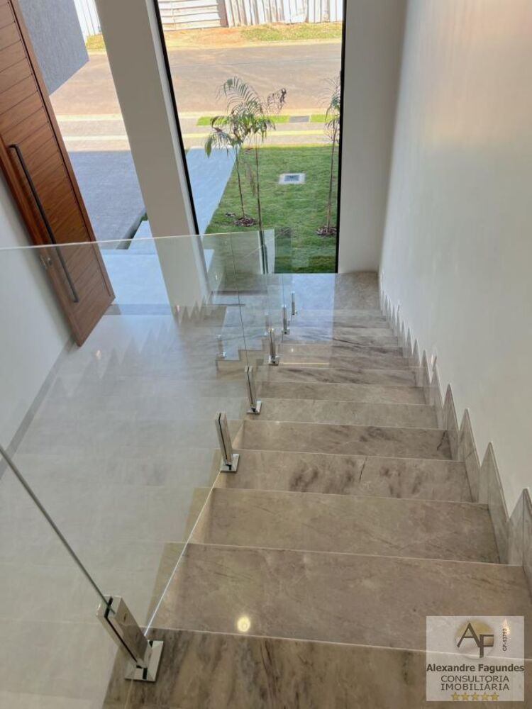 Sobrado, 4 quartos, 234 m² - Foto 2