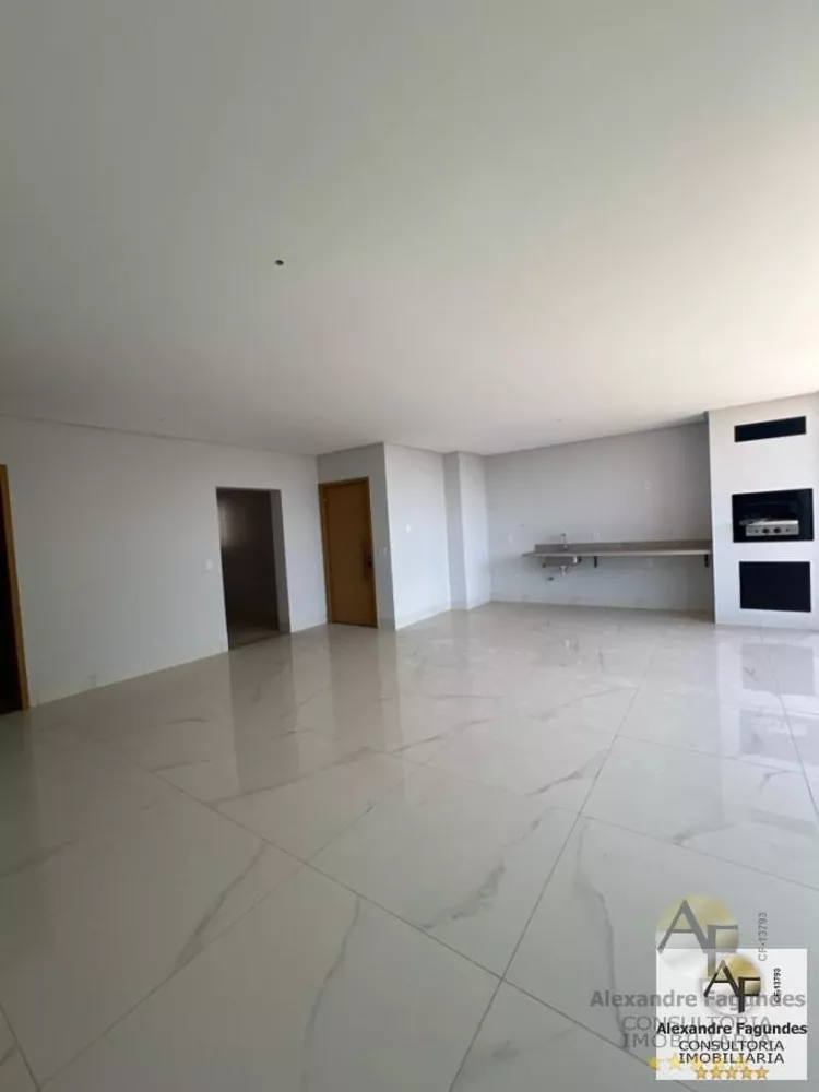 Apartamento à venda com 4 quartos, 180m² - Foto 2