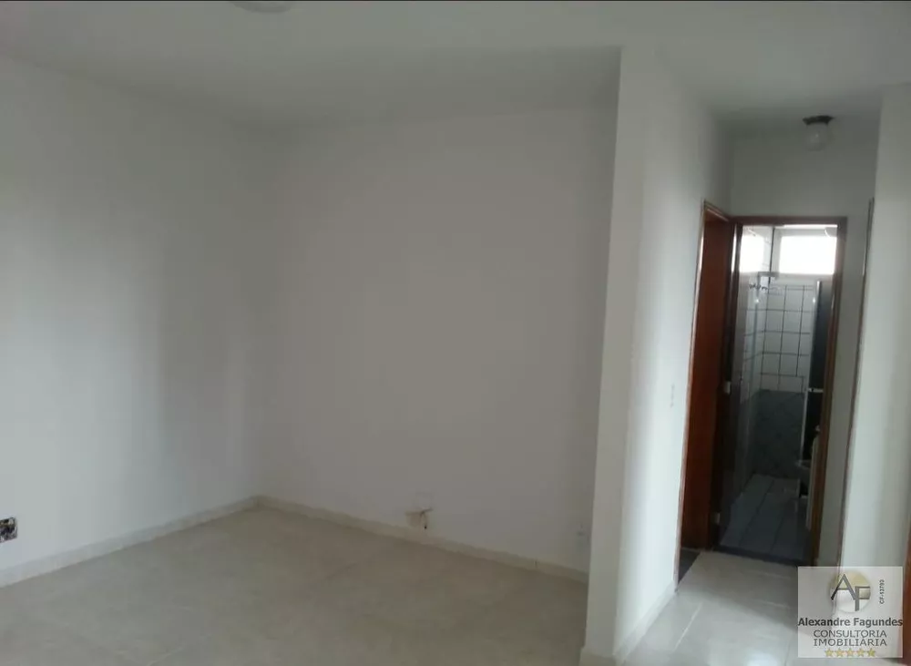 Apartamento à venda com 3 quartos, 72m² - Foto 4