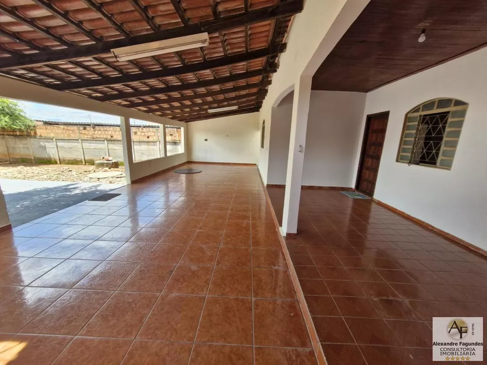 Casa à venda com 3 quartos, 175m² - Foto 5