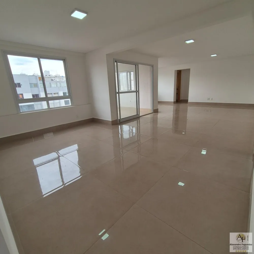 Apartamento, 3 quartos, 155 m² - Foto 1