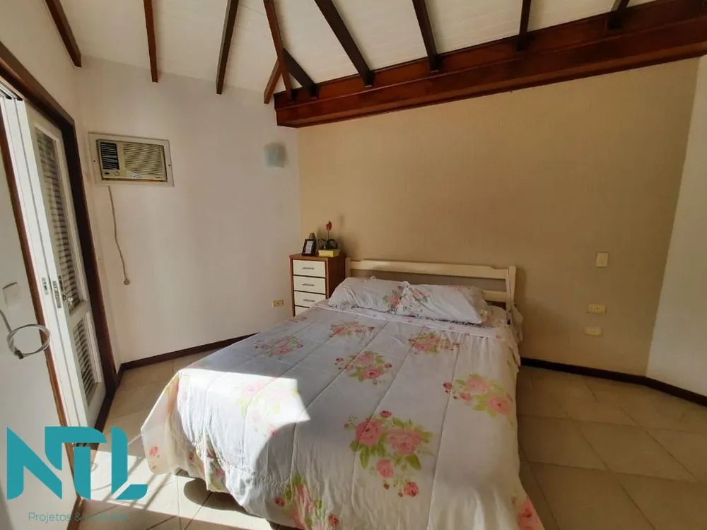 Sobrado, 5 quartos, 256 m² - Foto 2