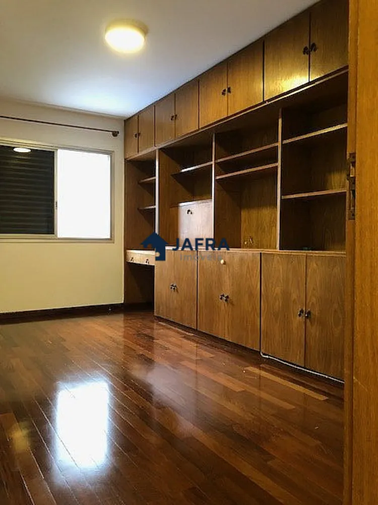 Apartamento, 4 quartos, 241 m² - Foto 2